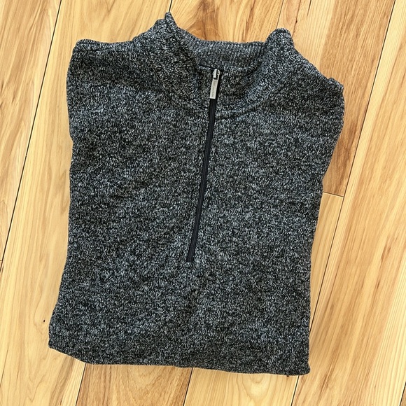 Van Heusen Sweater - Picture 9 of 9